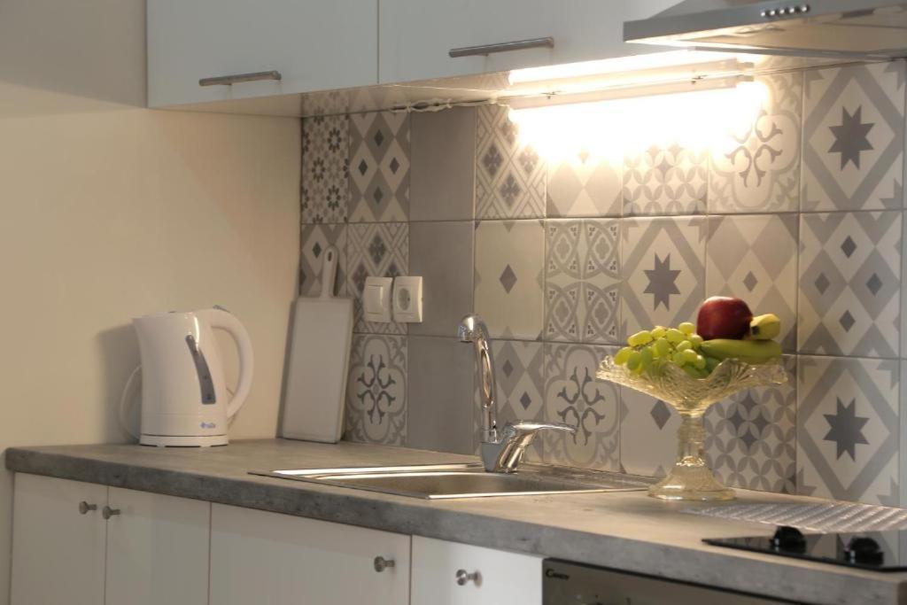 Stylish Modern Apartment, Nilie Hospitality Mgmt Thessaloniki Exterior foto